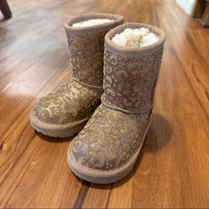 Toddler girl Ugg boots size 6 cheetah print